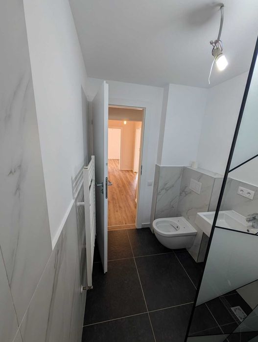 Apartament 3 camere, RECENT RENOVAT, 2 băi, 3 balcoane