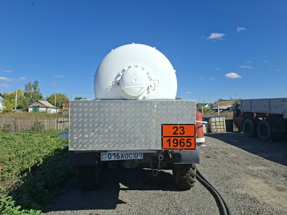 Продаётся газовоз на базе ЗИЛ-131.