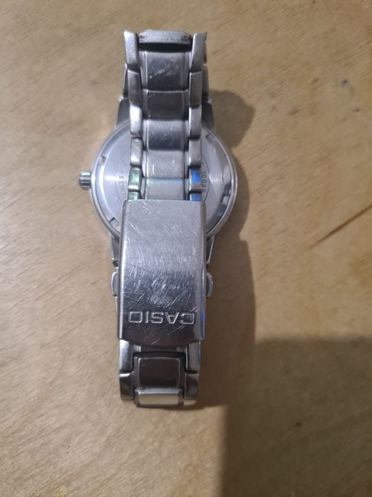 Касио оригинал продам