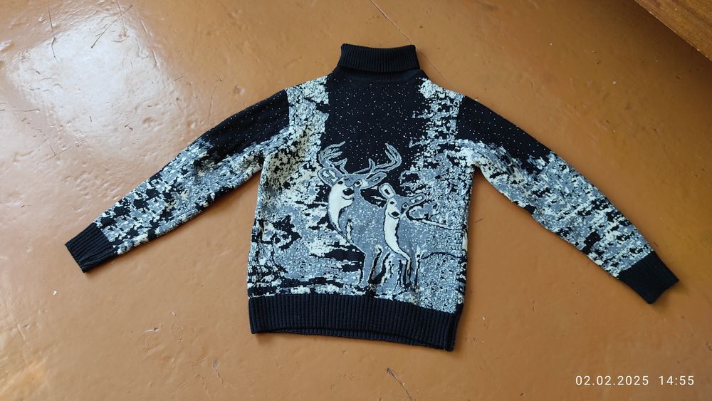 Свитера  женские