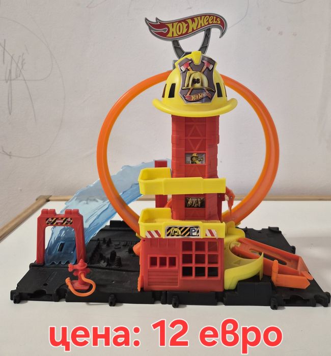 Hot wheels писти и камиони