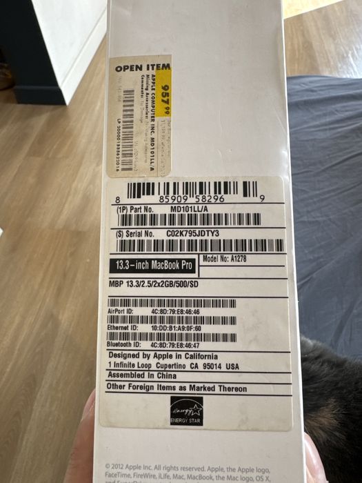 Macbook pro 13.3   150.000 тг