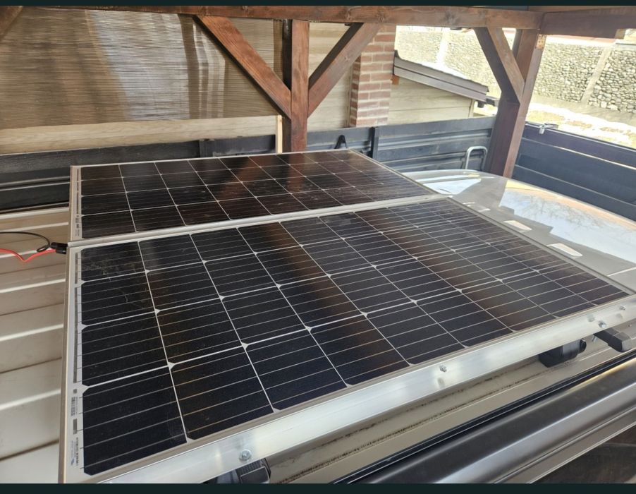 2 panouri solare Victron SPM041301200