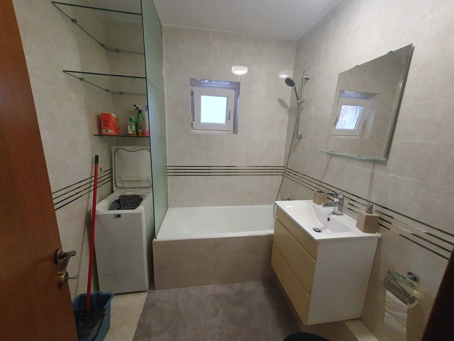 Inchiriez apartament 2 camere Lujerului cu loc de parcare cu abonament separat