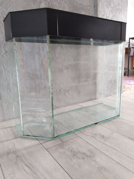 Продам аквариум 150л