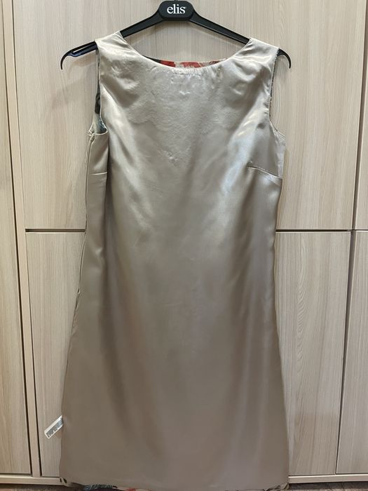 Платье “Monsoon”.