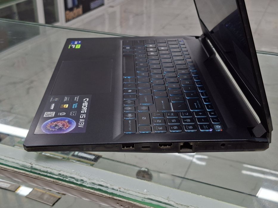 Msi cyborg сотилади