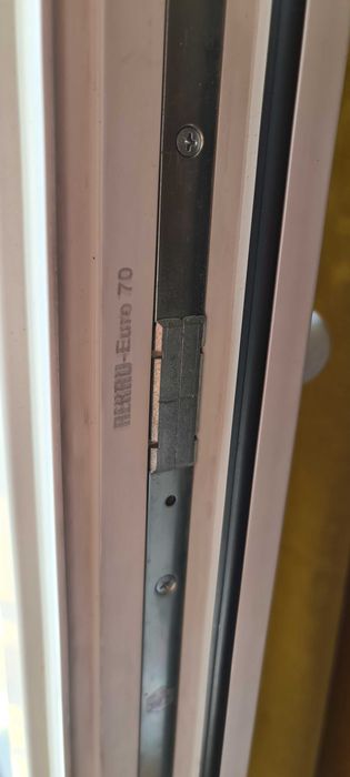 Дограма Rehau Euro 70- троен стъклопакет