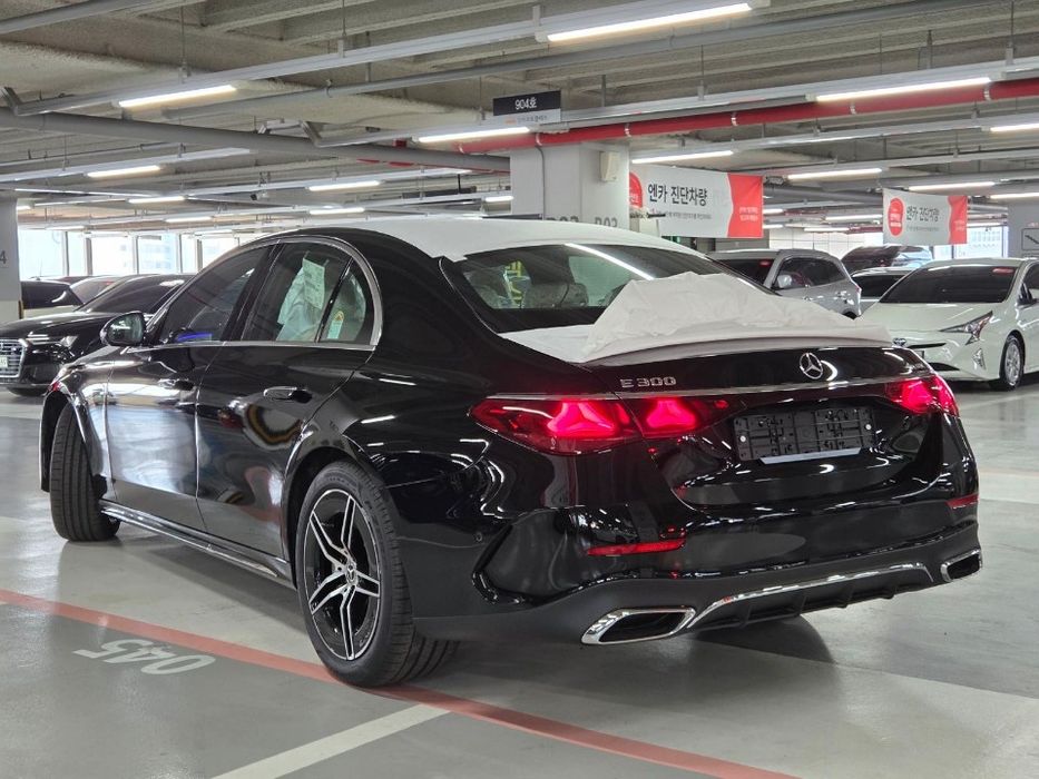 MERCEDES E300 AMG Line 4matic