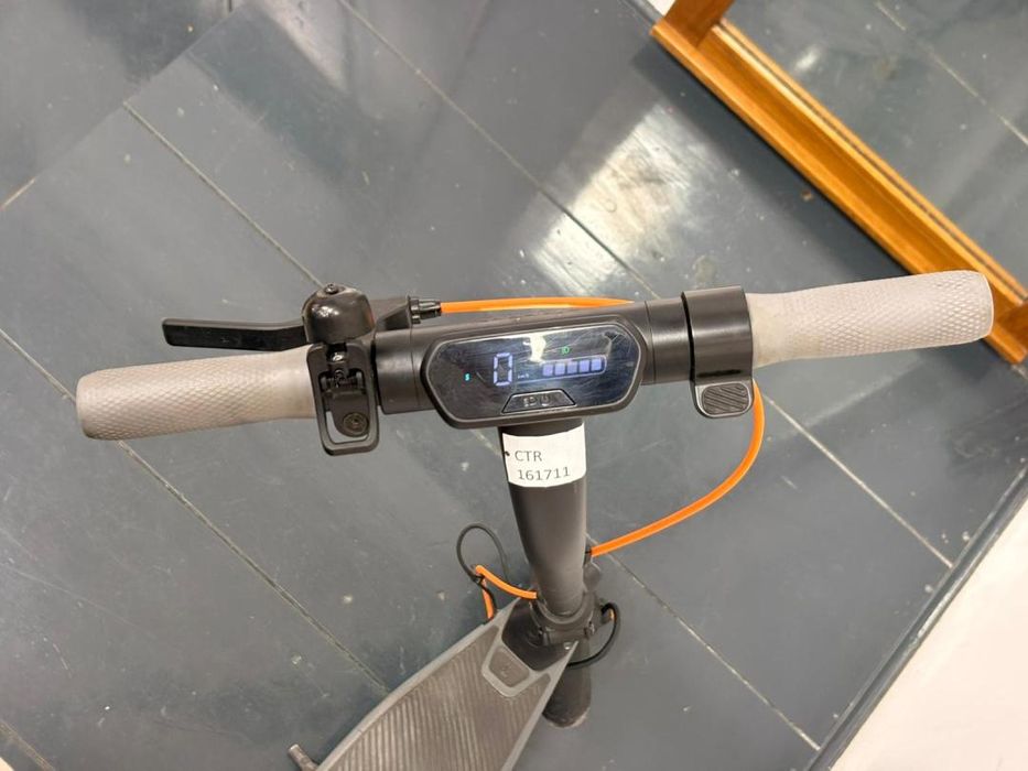 Trotineta electrica NINEBOT E2, 10 inch, negru -A-