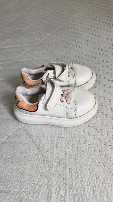 Кроссовки  для девочки