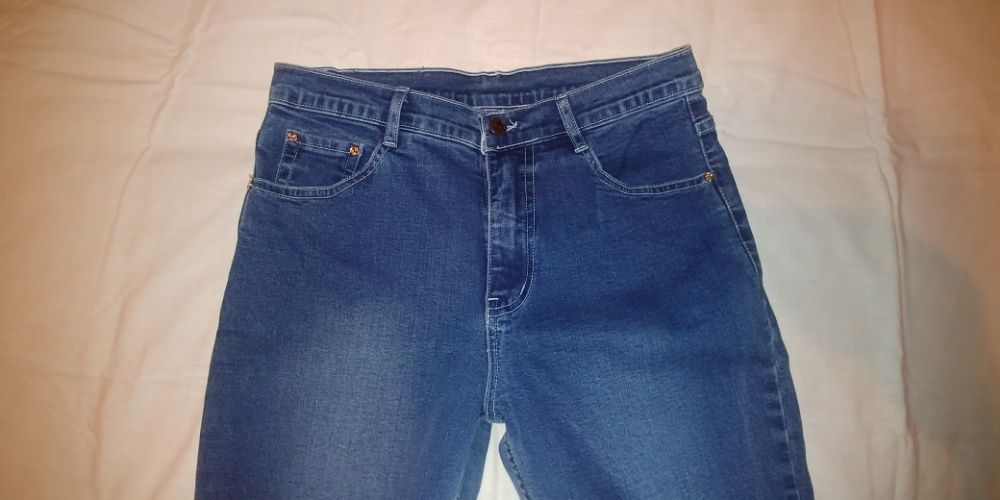 Blugi LONA Originali- Evazati, mar 32, Indigo, Nou Eticheta,THAILAND