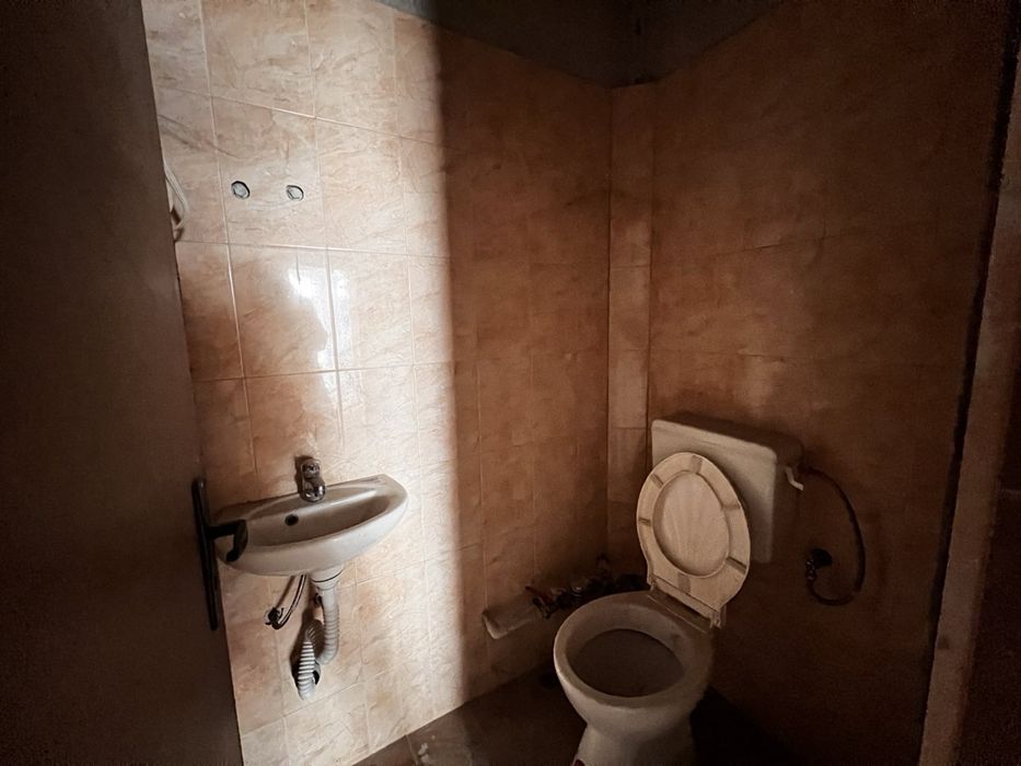 Продава се Магазин в Велико Търново, Акация - 25 кв.м за 1452 €/кв.м - Снимка #3