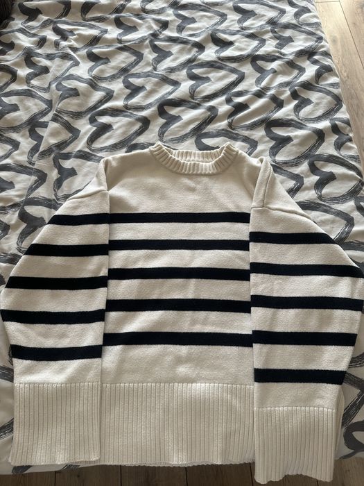 Свитер в идеальном состоянии