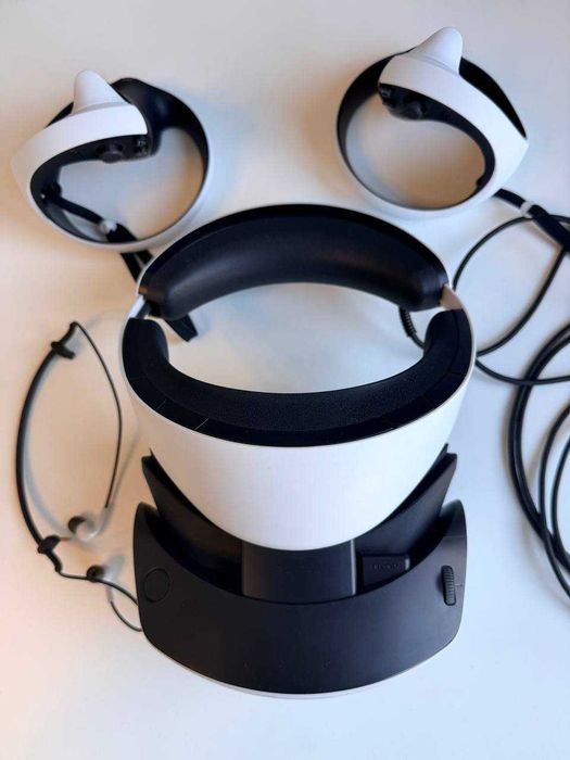 PlayStation VR2 (PS5 VR2) – като нов, пълен комплект
