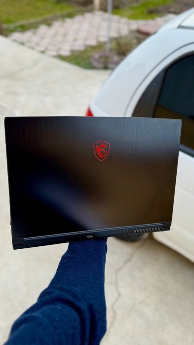 MSI Igravoy noutbuk