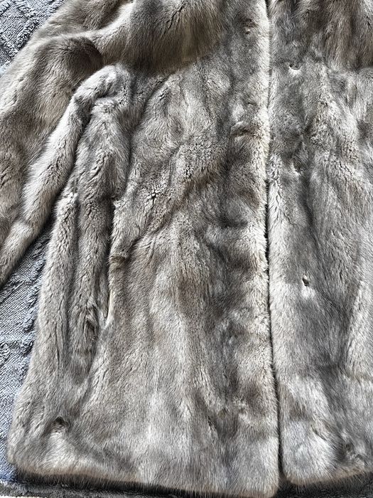 Продам шубу из натурального меха
