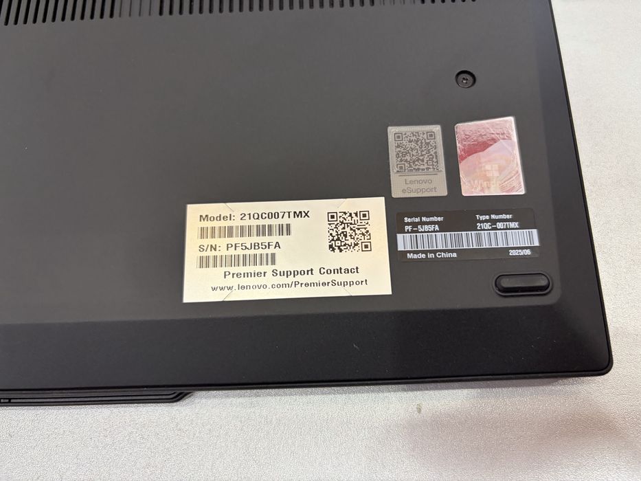 Lenovo ThinkPad T14 Gen 6, 14”, Core Ultra 5, 225U, 16GB RAM, SSD 256