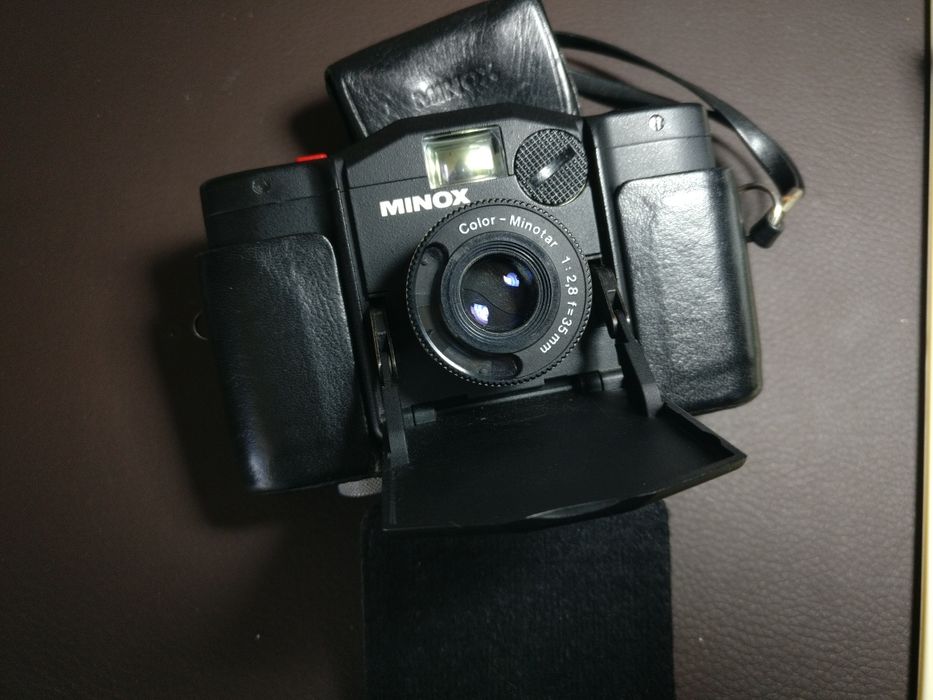 Minox 35 EL ,Fujifilm Footonex Tiara