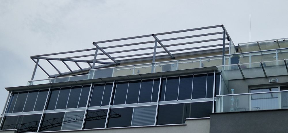 Метални конструкции - халета,навеси,зърнобази и др.