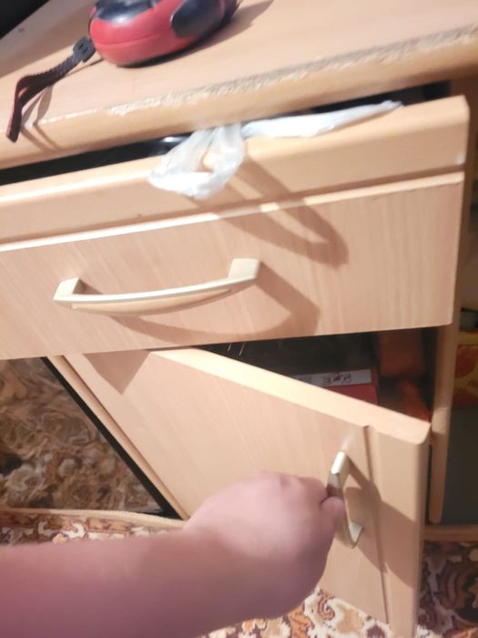 Стол компьютерный