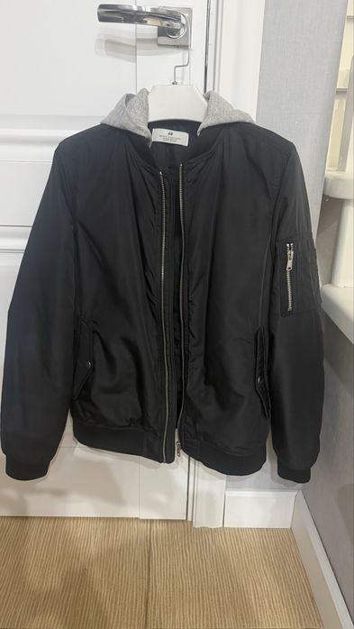 Куртка осенняя H&M 10-12 лет