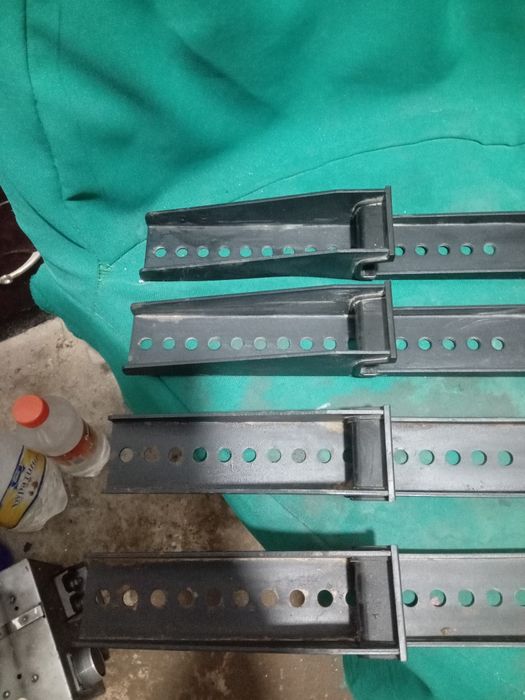 Кронштейн телевизор.