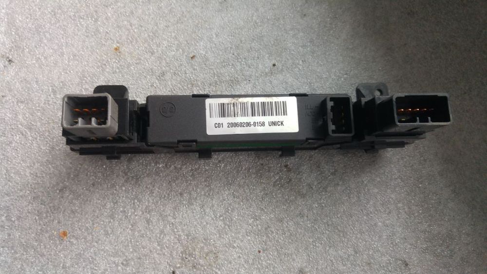 display cu butoane hyundai accent 937101e000