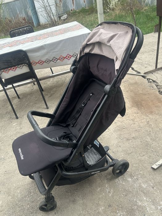 Прогулочная коляска easywalker miley