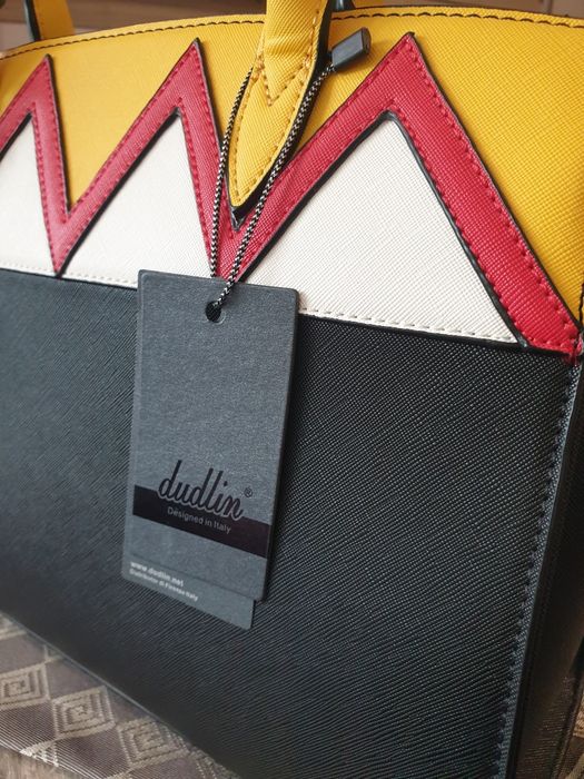 Нова дамска чанта