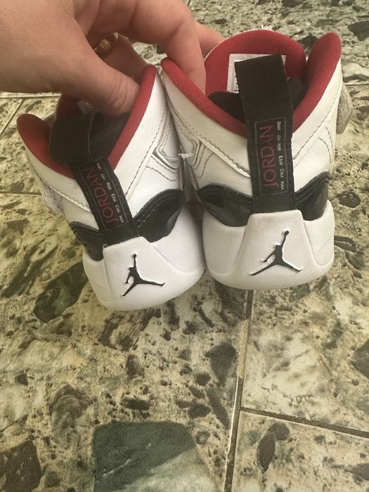 Adidasi jordan marimea 31