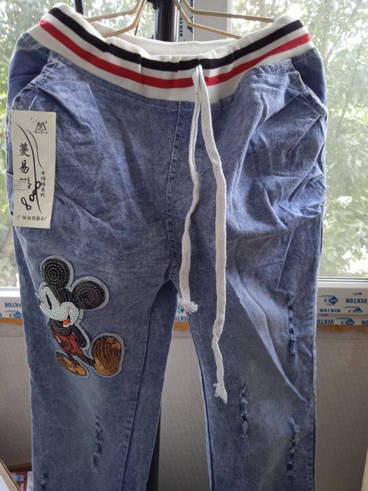 Джинсы для девочек новые