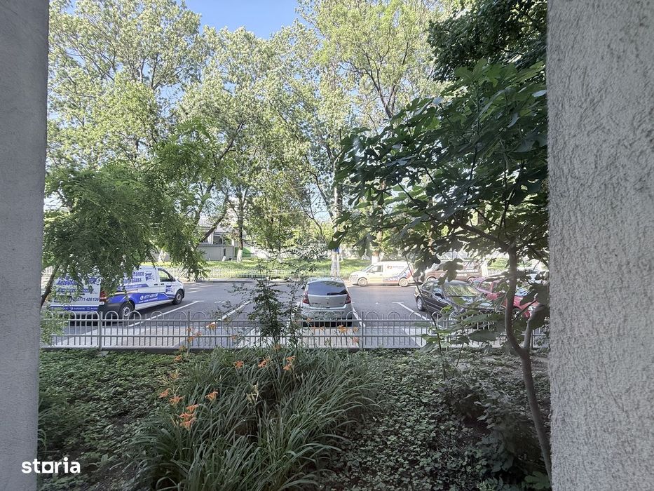 Apartament 3 camere renovat, Centrala proprie- Parc, scoli si stb