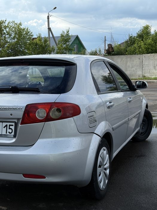 Chevrolet lacetti 1.6 2010год