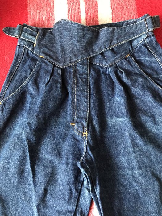 Vând pantaloni jeans pentru femei stare foarte bună