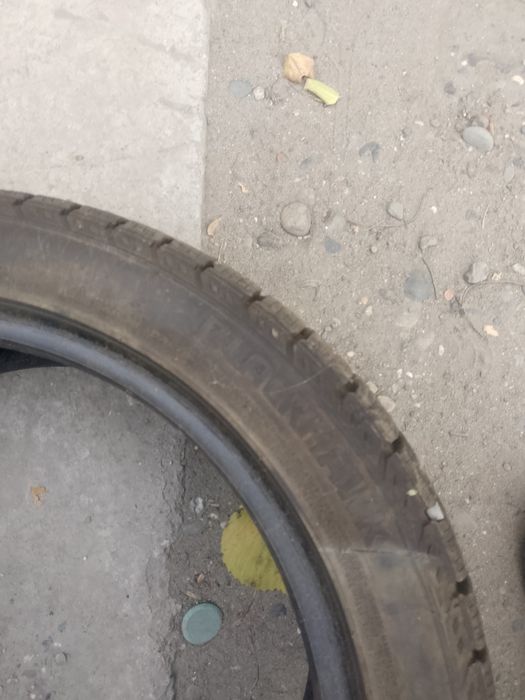 Продам резину в хорошем состоянии