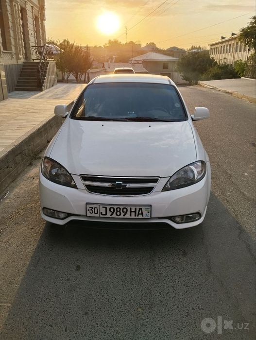 Gentra sotiladi.