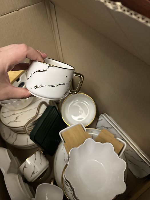 Продам посуду/сервиз на 6 перчрн
