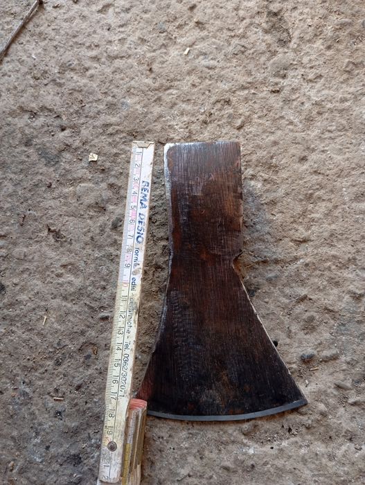 Topor de crăpat lemne