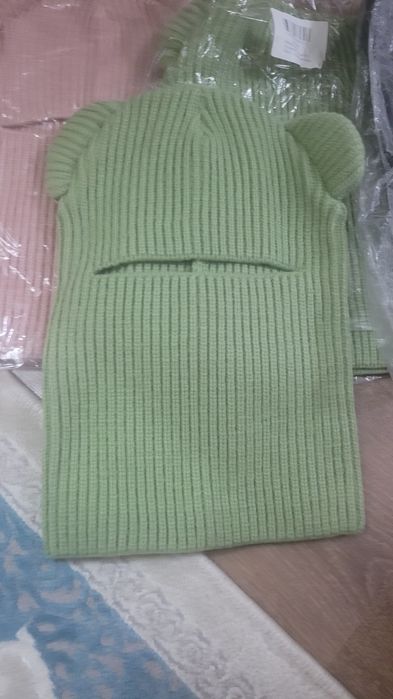 Женские вещи шапки