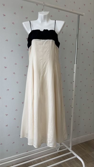 Платье от сингапурского бренда SECOND NATURE