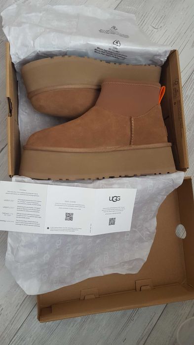 Нови дамски кожени високи боти UGG CLASSIC MINI DIPPER Shestnut р-р 39