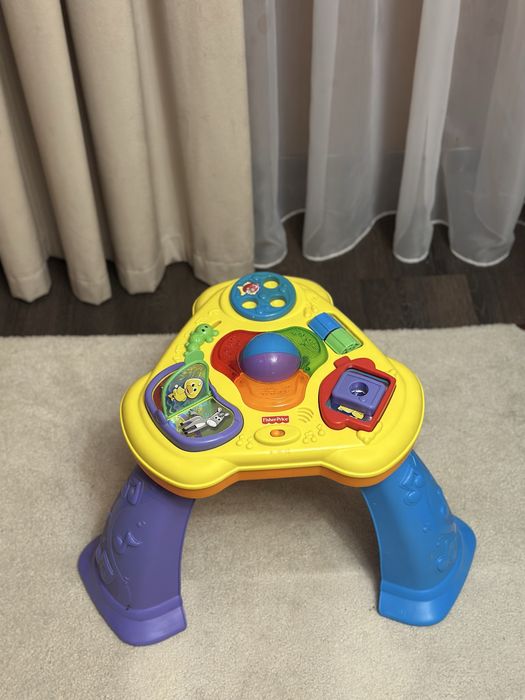 Игровой столик от Fisher Price