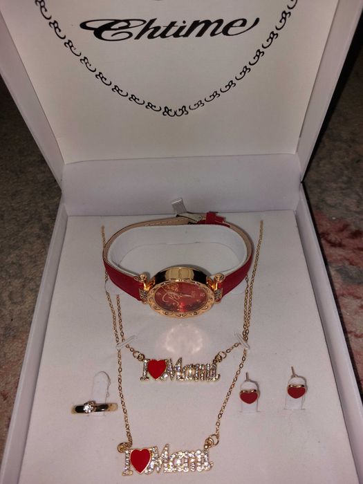 set de bijuterii deosebite i love mama in cutie cadou