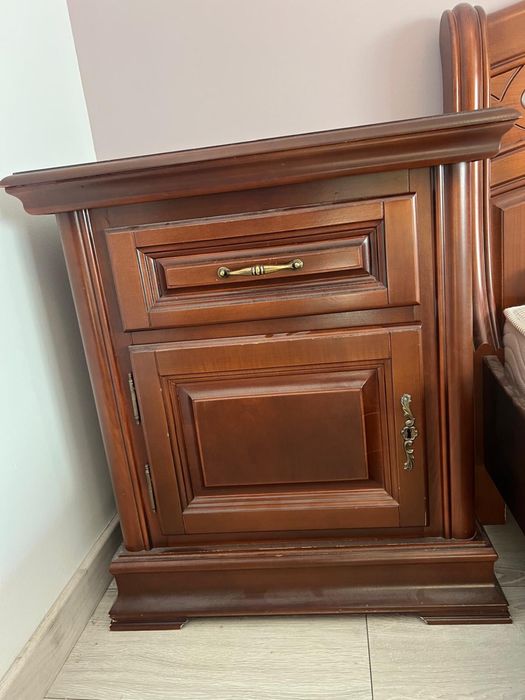 Mobilier dormitor – servante + pat cu saltea