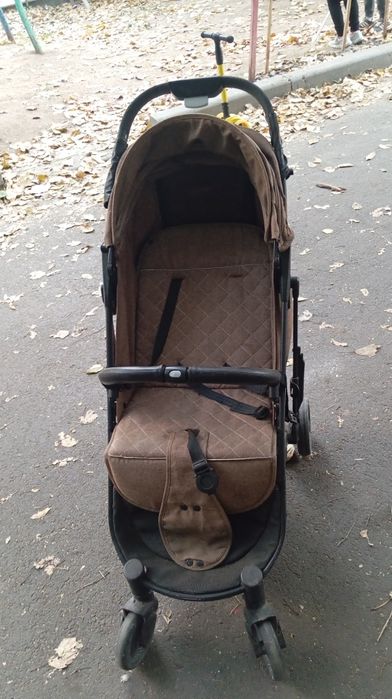 Продам детскую коляску