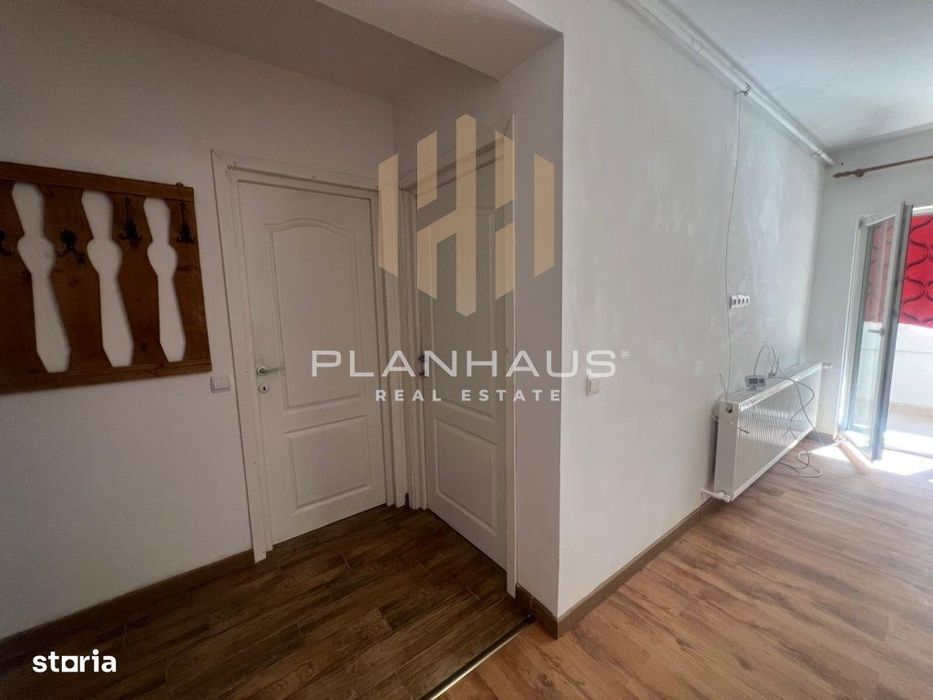 Apartament 2 camere ,Victoriei -zona Mărul de Aur ,parter cu loc de pa