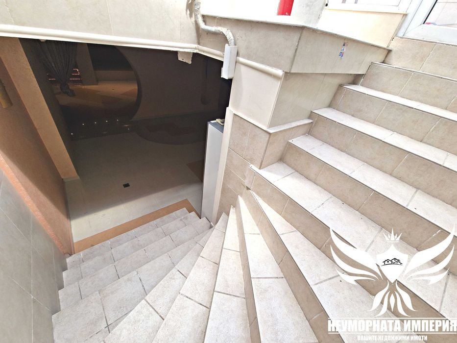 Под наем 150кв помещение,офис,магазин,студио,комплекс в Асеновград