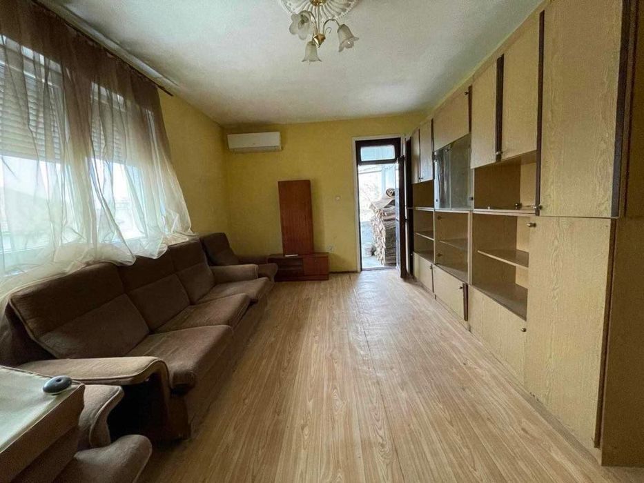 Продава се Тристаен апартамент в Добрич, Център - 87 кв.м за 762 €/кв.м - Снимка #6