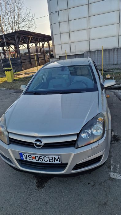 Se vinde mașina Opel in stare foarte bună